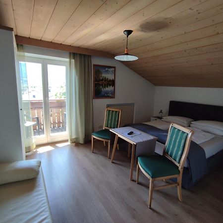 Garni Hattlerhof B&B Brunico Exteriér fotografie