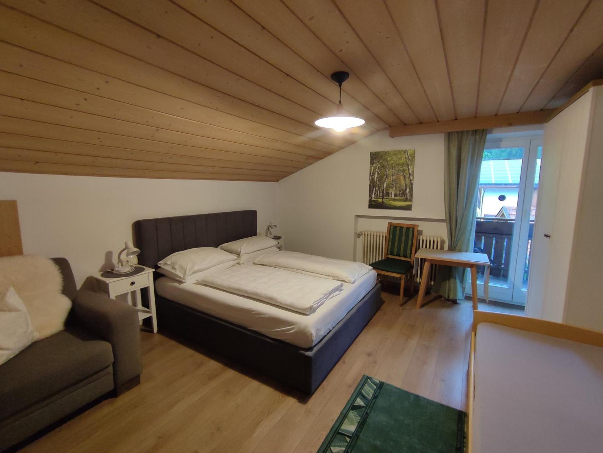 Garni Hattlerhof B&B Brunico Exteriér fotografie